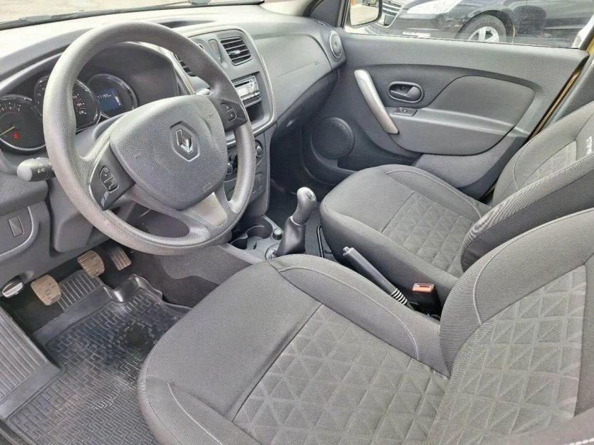 Renault sandero stepway 1