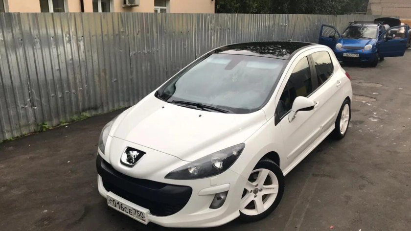Пежо 308 белая