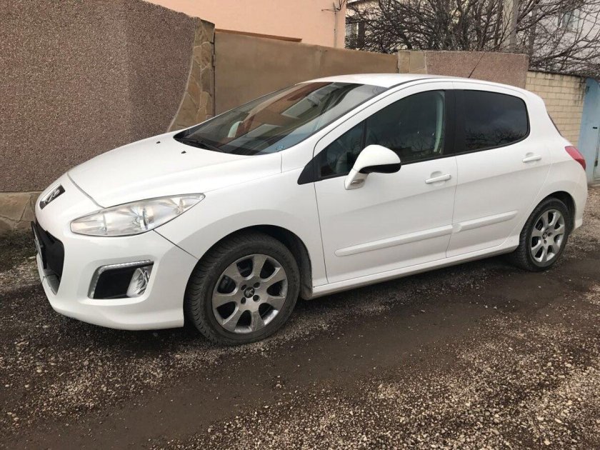 Пежо 308 белый 2012