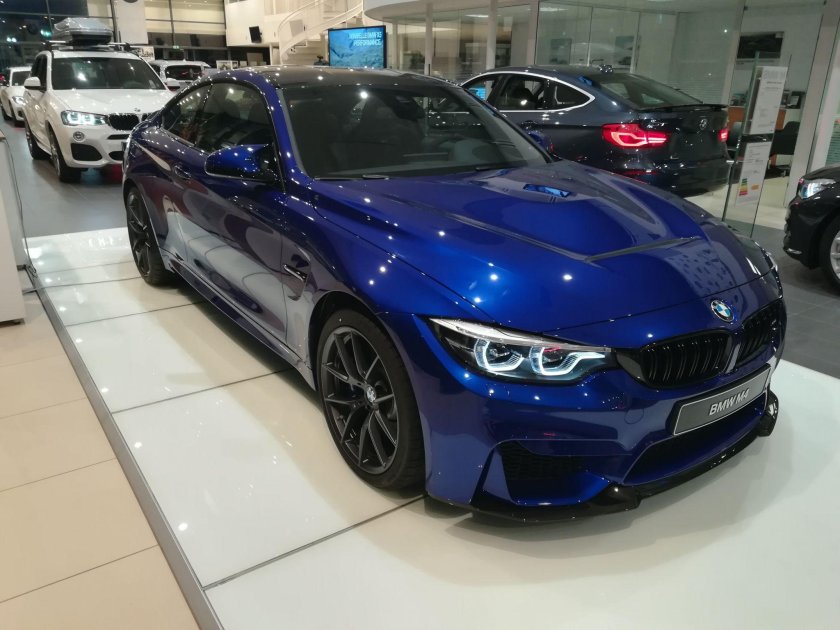 BMW f10 темно синий перламутр