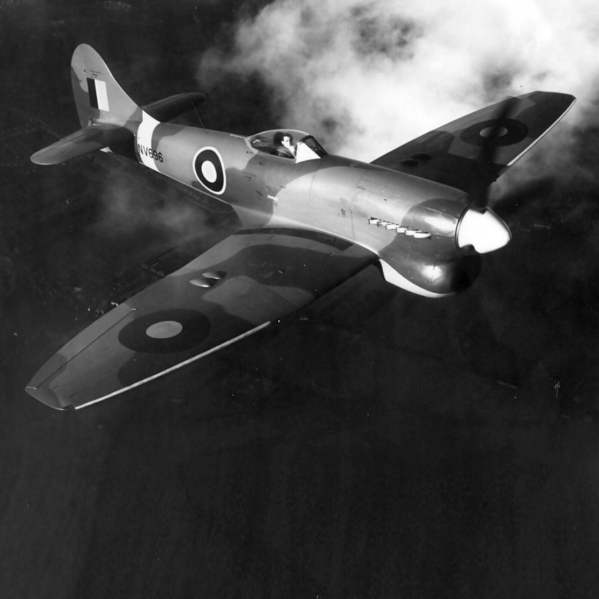 Истребитель Хоукер Темпест