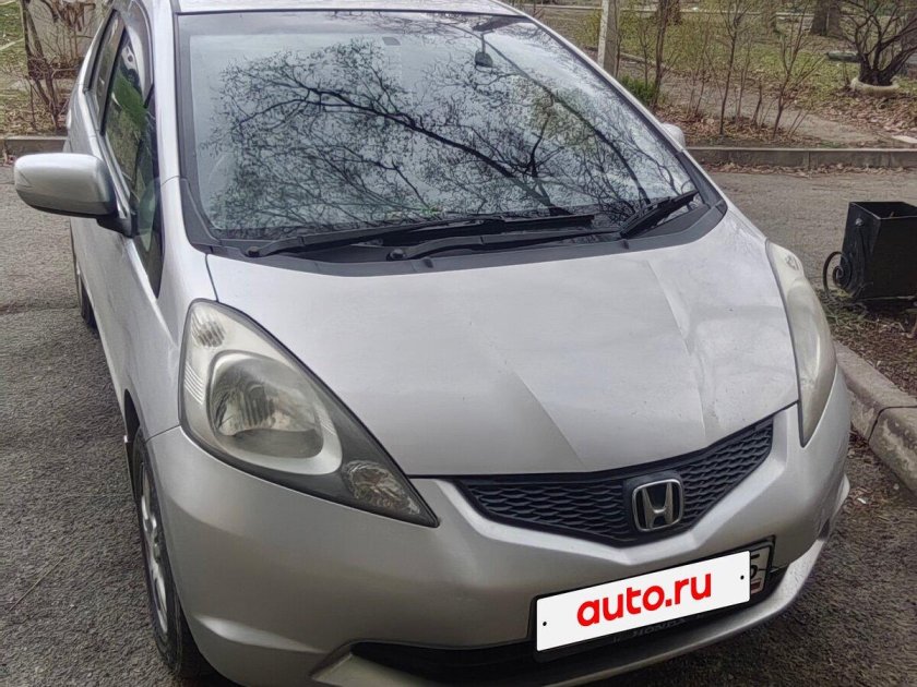 Хонда фит 2009 года