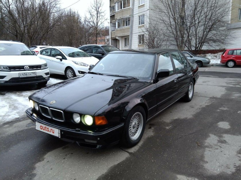Бмв 7 серии 1990