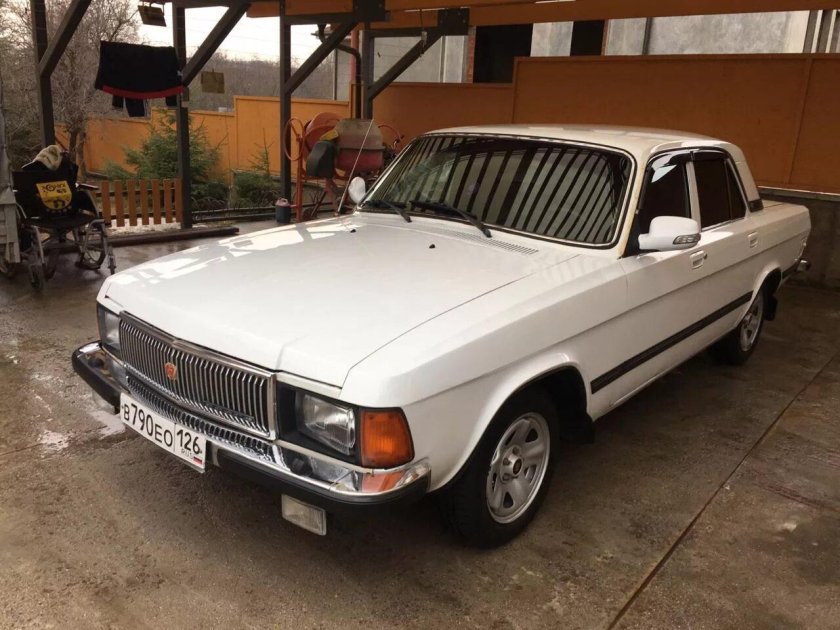 Волга ГАЗ 3102