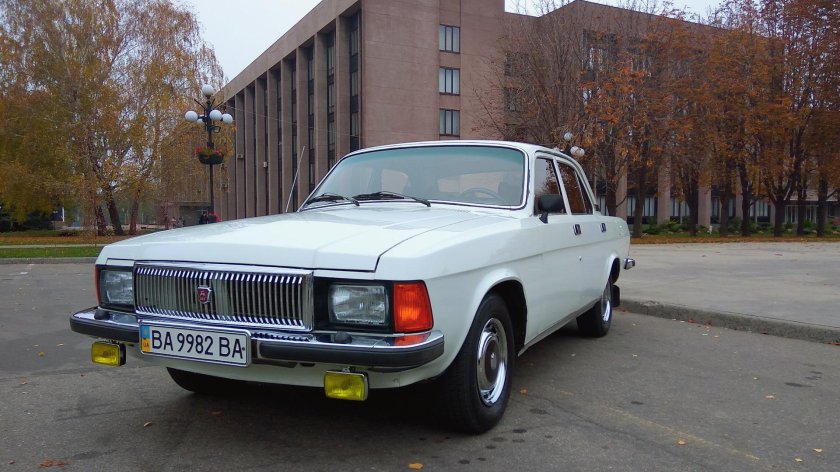 ГАЗ 3102 ранняя