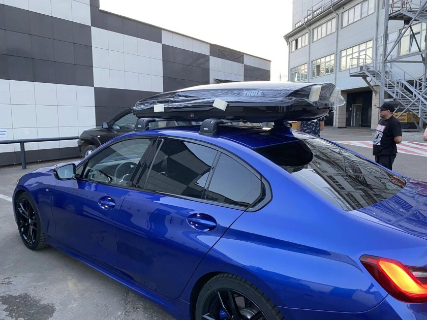 Thule Dynamic 800 BMW f30