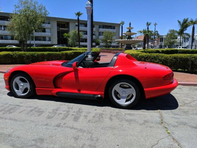 Dodge viper 1992