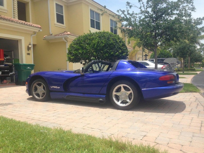 Dodge Viper 1993