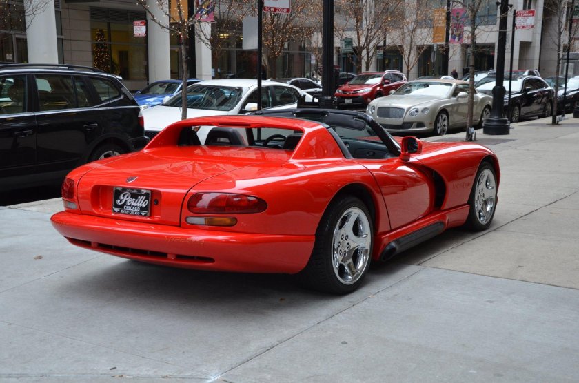 Додж вайпер 1992