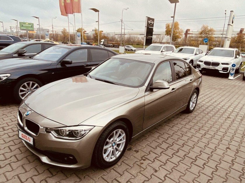 Бмв 318i 2018
