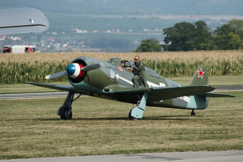 Самолеты як