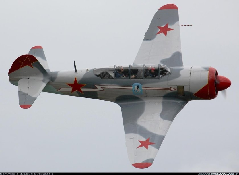 Самолёт як-11