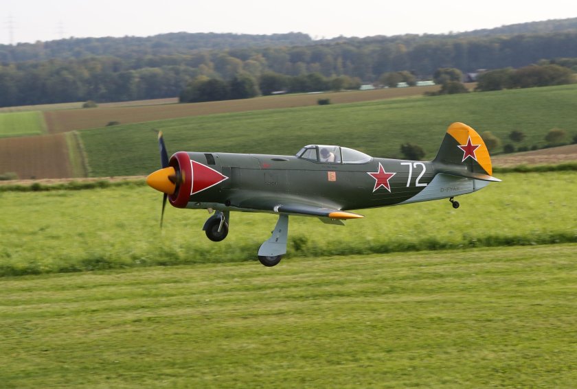 Яковлев як-11