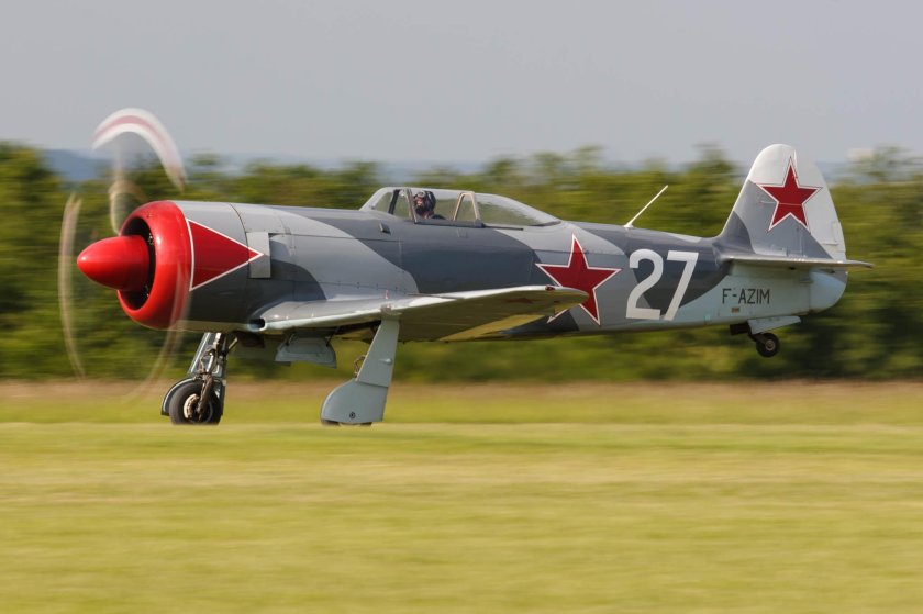 Яковлев як-11