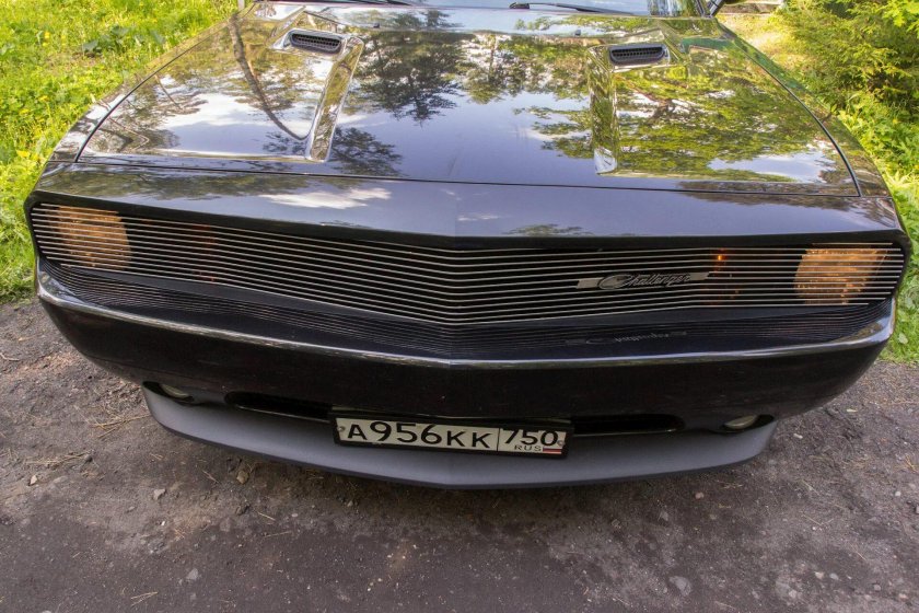 ГАЗ 24 сплошная решетка радиатора