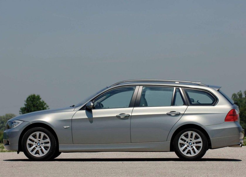 БМВ 3 универсал е 91