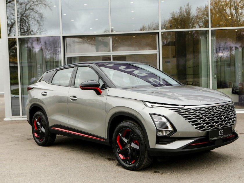 Omoda c5 серебристый