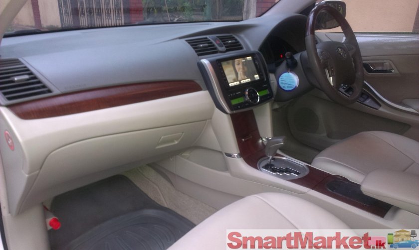 Toyota Premio g Superior