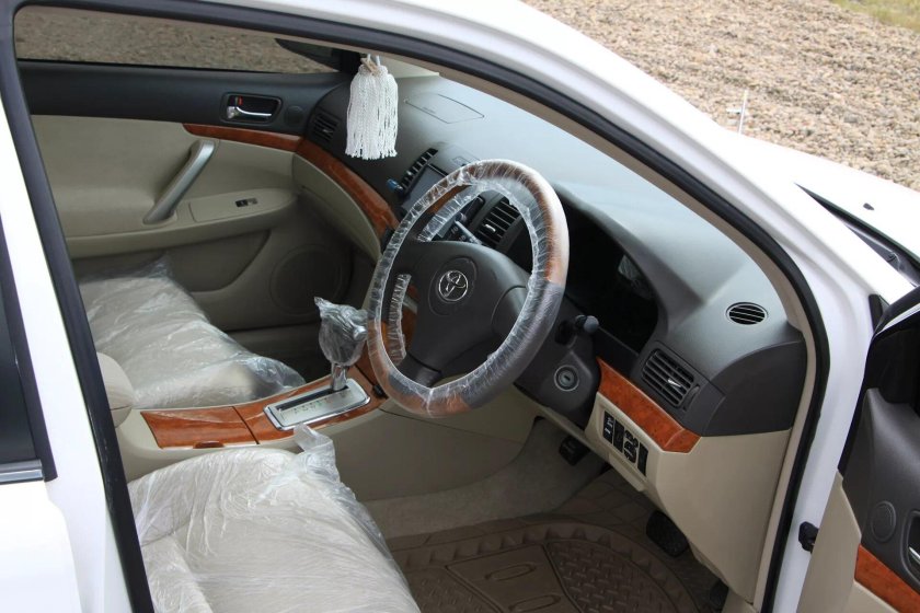Toyota Premio 2005 салон