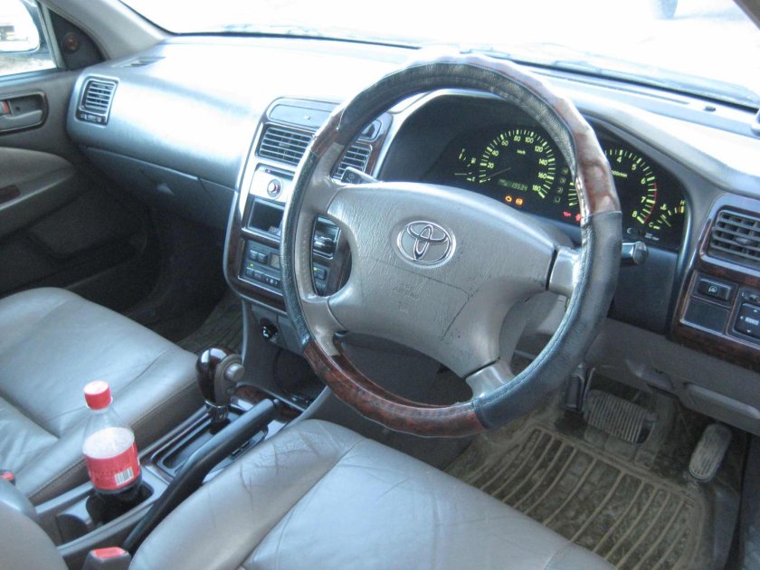 Toyota Corona Premio 1997 салон