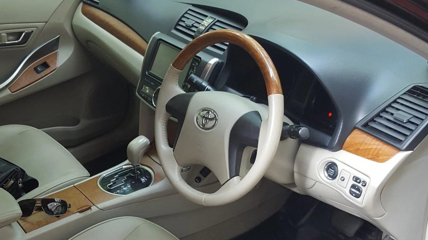 Toyota Premio t260 салон