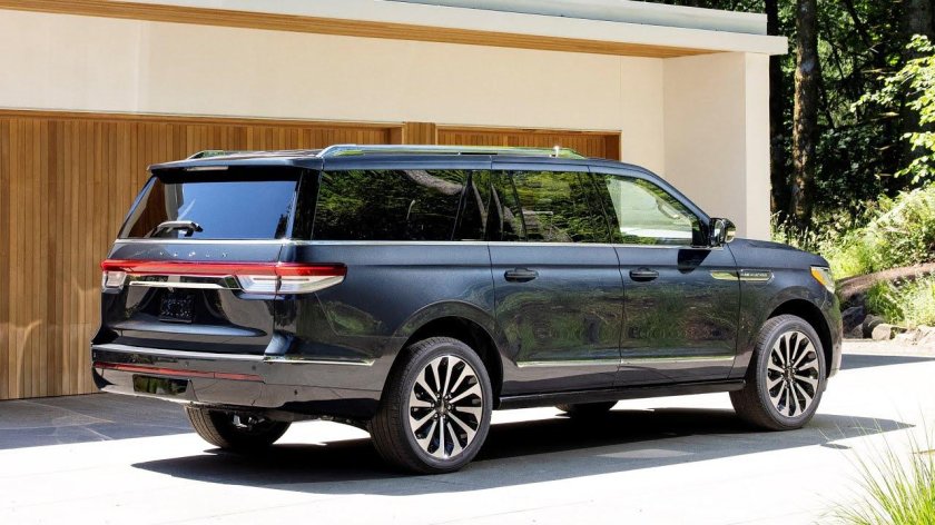 Lincoln Navigator 2022