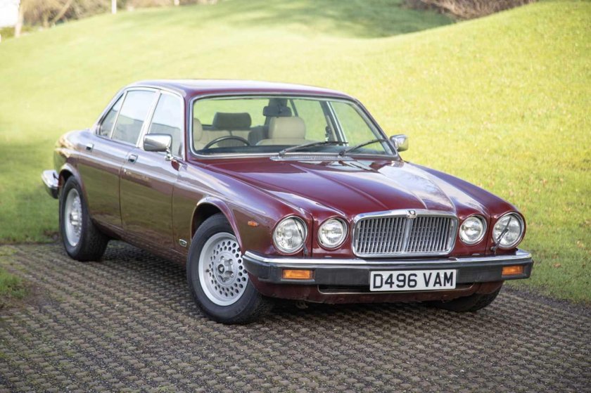 Jaguar xj daimler 1986