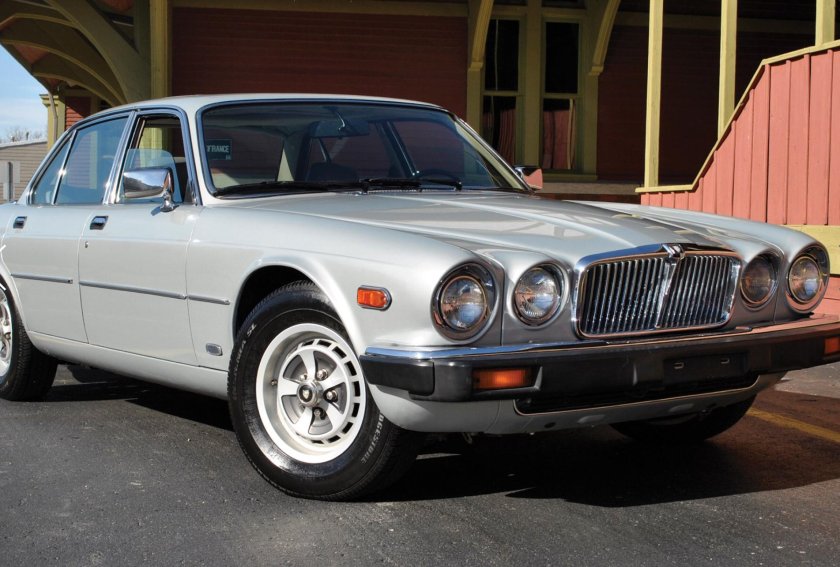 Jaguar xj6