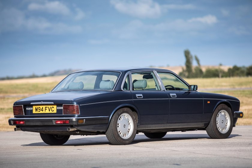 Jaguar xj6 1990