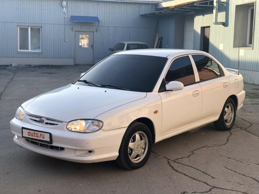 Kia Sephia 1999