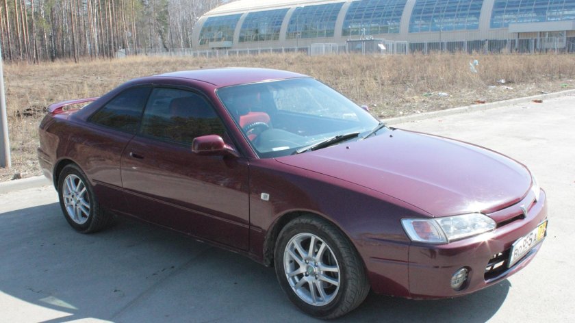 Тойота Левин 1999