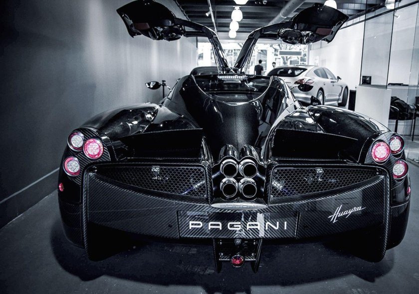 Pagani Huayra