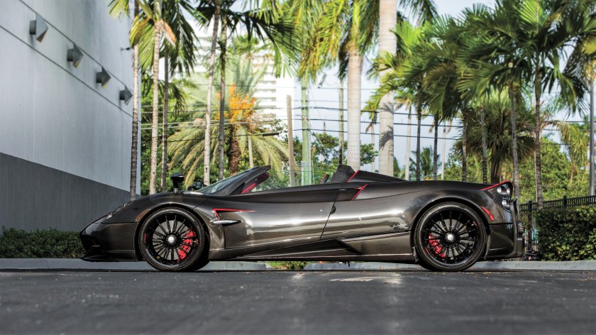 Pagani Huayra Roadster 2017