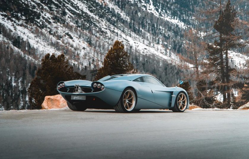 Пагани Уайра