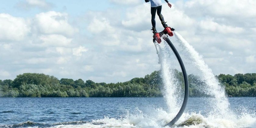 Полет на флайборде