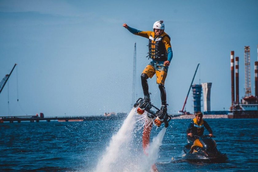 Полет на флайборде