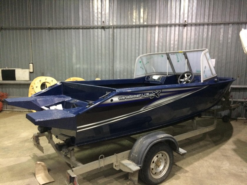 Лодка Windboat 45dcx