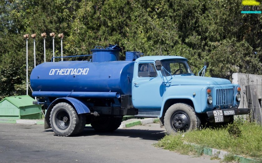 ГАЗ 53-12 молоковоз