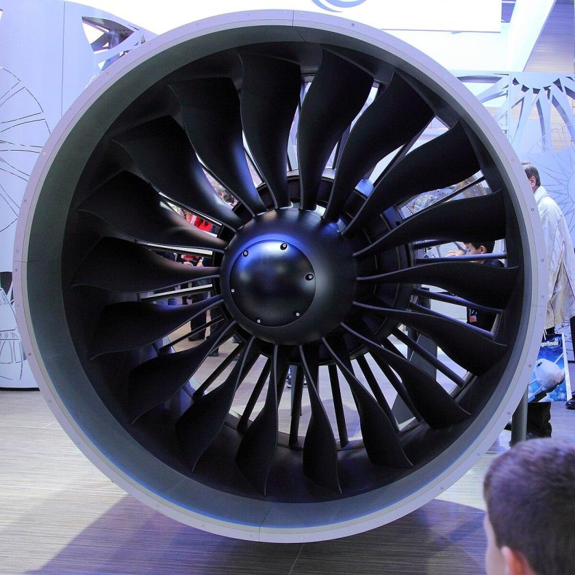 Двигатель Pratt Whitney pw1000g
