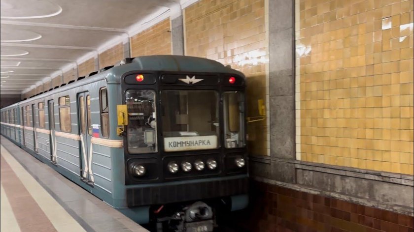 81-740 Русич кабина