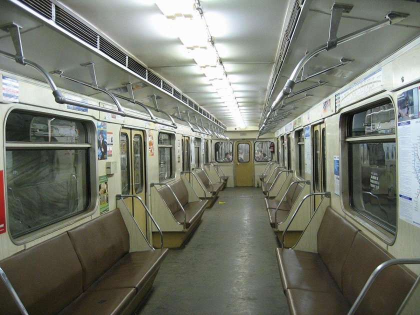 Номерной вагон 81-717