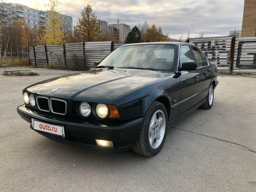 БМВ 525 1989