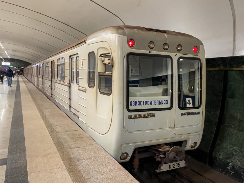 81-553.1/554.1/555.1 Славутич