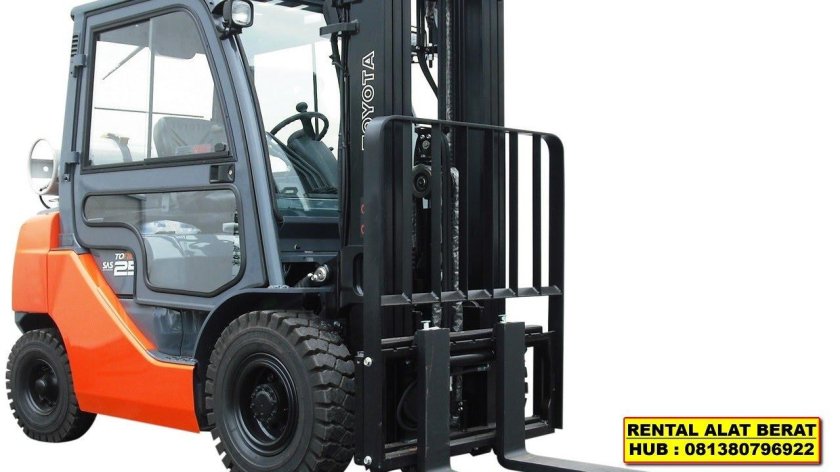 Вилочный погрузчик Тойота 3 тонны