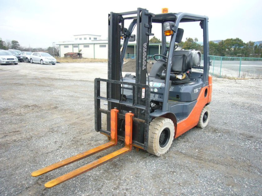 Погрузчик вилочный Тойота BT c3e160l