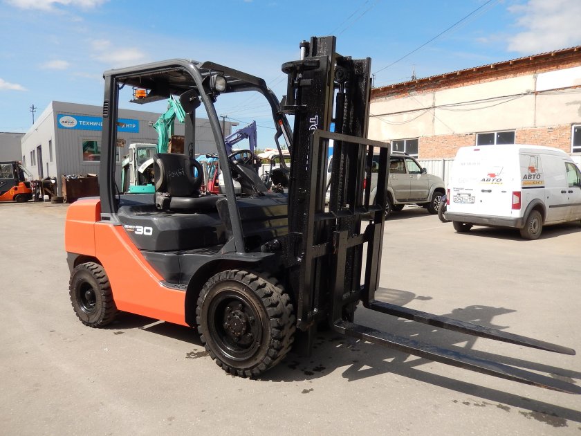 Тойота 8 fd30 ( вилочный погрузчик