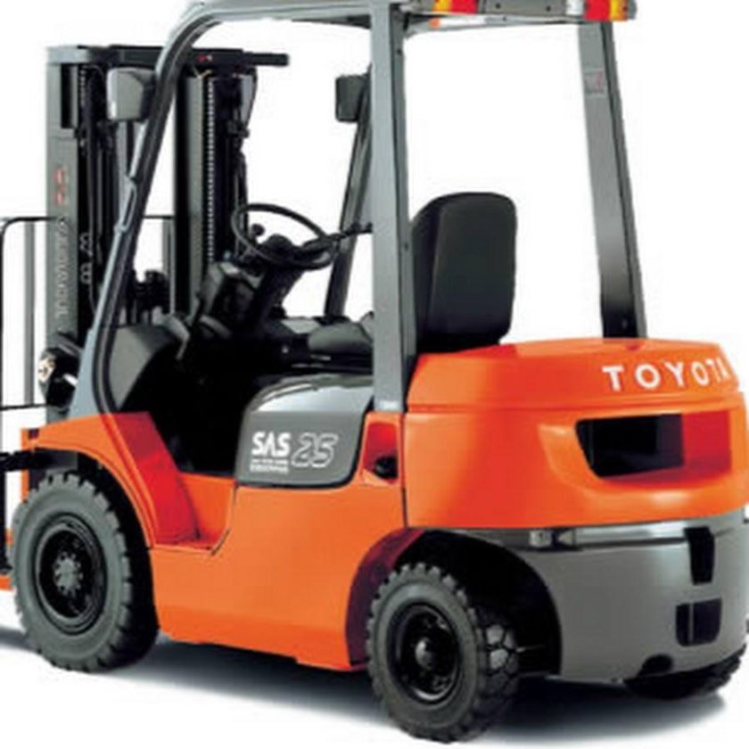 Вилочный погрузчик Тойота 1.5