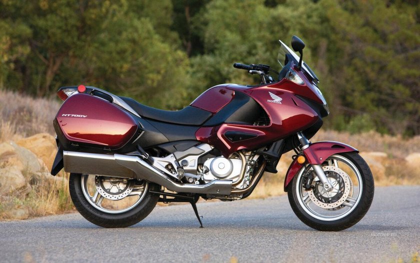 Honda nt700v