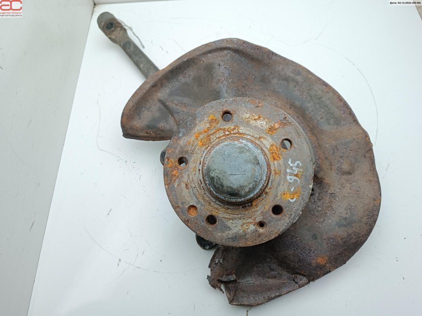 Ступица передняя правая