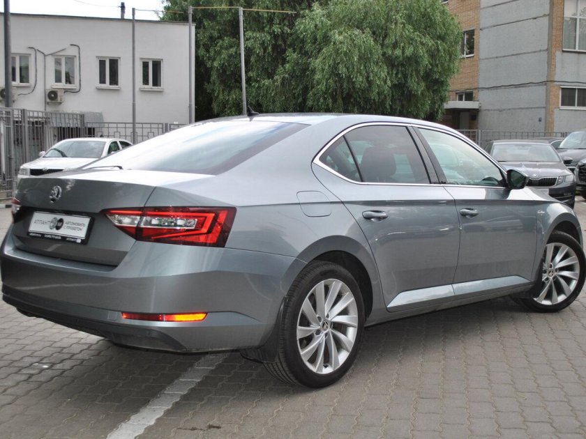Skoda superb iii